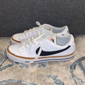Unisex Nike Court Legacy Sneakers